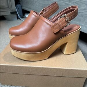 Charlotte Stone Bonnie Clog